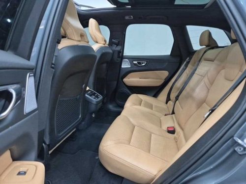 볼보 XC60(2세대) D5 AWD 인스크립션 사진 12