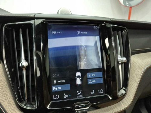 볼보 XC60(2세대) D5 AWD 인스크립션 사진 14