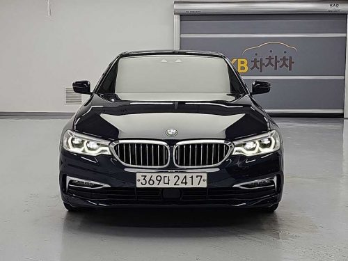 BMW 5시리즈 (G30) 520d 럭셔리 플러스 사진 2