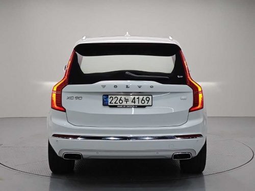 볼보 XC90 2세대 2.0 T8 AWD 사진 3