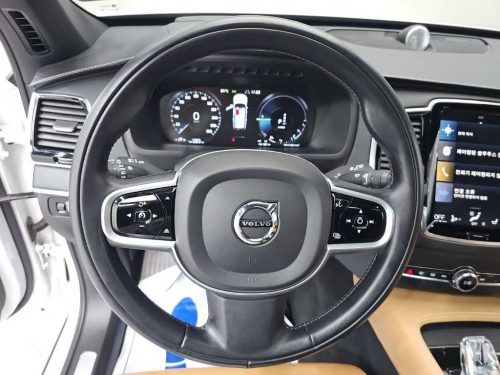 볼보 XC90 2세대 2.0 T8 AWD 사진 9