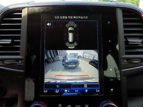 르노코리아(삼성) 더뉴QM6 2.0 LPe LE 2WD 사진 모두보기