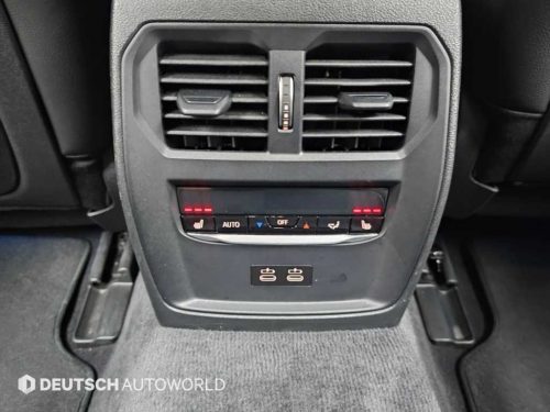 BMW i4 M50 사진 16