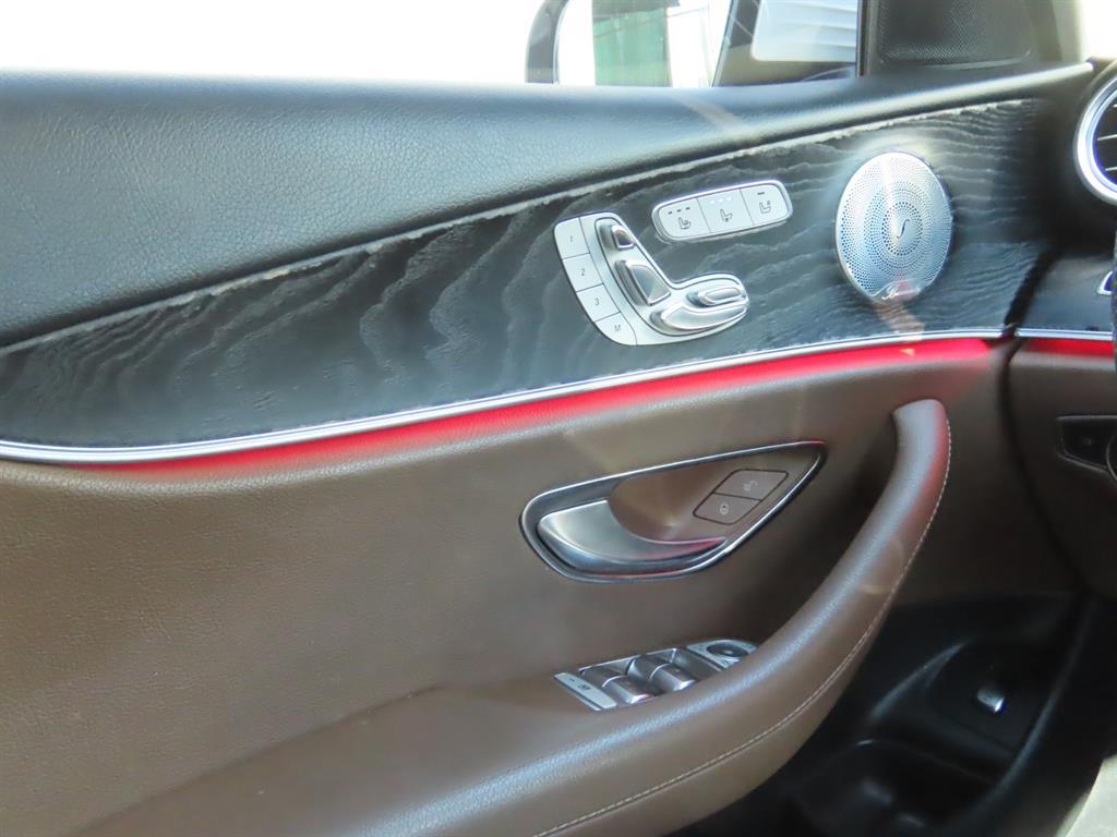 벤츠 E-클래스 W213 E300 4MATIC 익스클루시브 사진 14