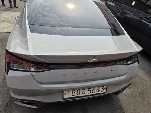 Hyundai Avante (CN7) 1.6 Inspiration photo 5