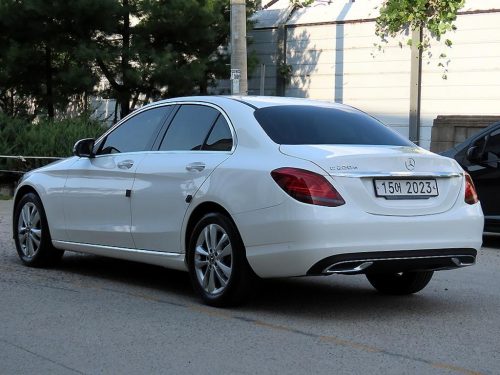 벤츠 C클래스 W205 C220 d 아방가르드 사진 3