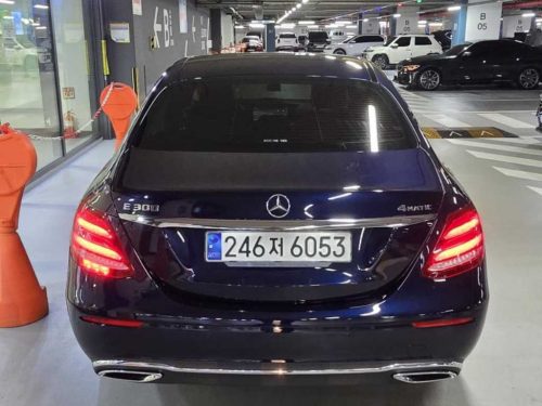 벤츠 E-클래스 W213 E300 4MATIC 익스클루시브 사진 5