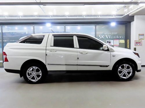 KG모빌리티(쌍용) 코란도스포츠 디젤 4WD CX7 사진 3