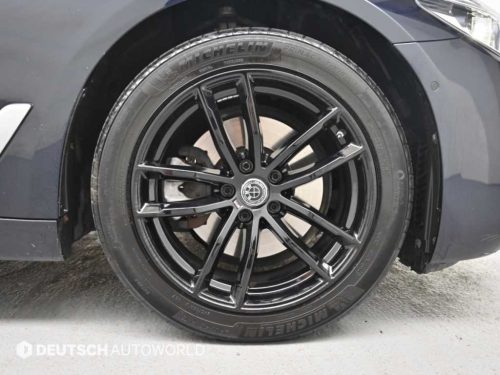 BMW 5시리즈 (G30) 520d xDrive M 스포츠 플러스 사진 5