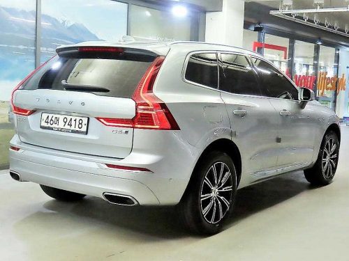 볼보 XC60(2세대) D4 AWD 인스크립션 사진 4