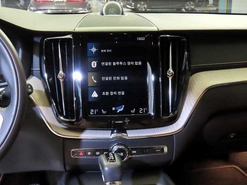 볼보 XC60(2세대) D4 AWD 인스크립션 사진 11