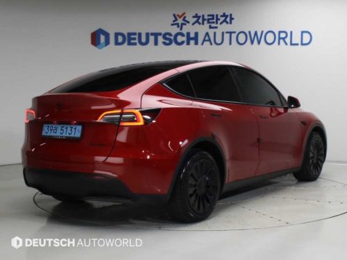 테슬라 모델 Y 롱 레인지 사진 2