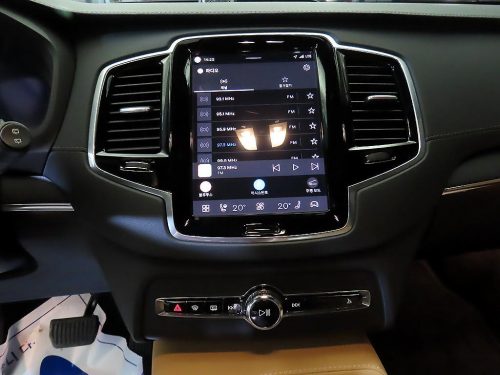 볼보 XC90 2세대 2.0 B6 AWD 사진 11