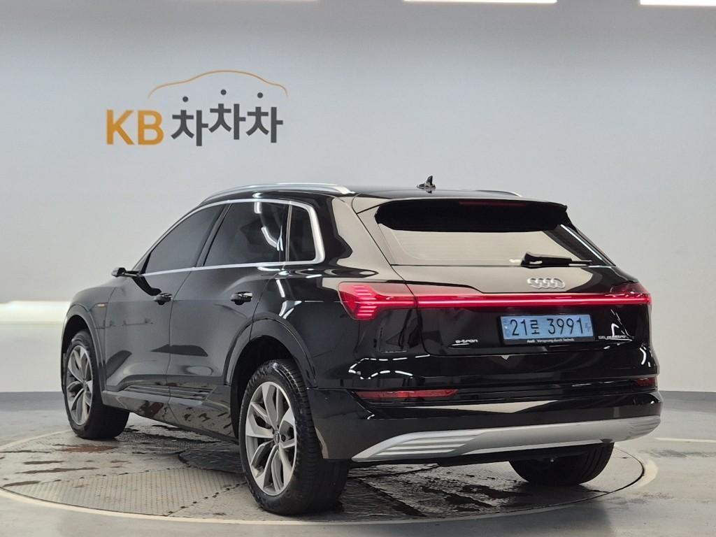 차량사진 2