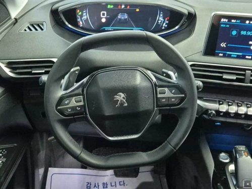 푸조 3008 2세대 1.6 BlueHDi 알뤼르 사진 9