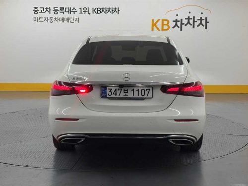 벤츠 E-클래스 W213 E250 아방가르드 사진 3