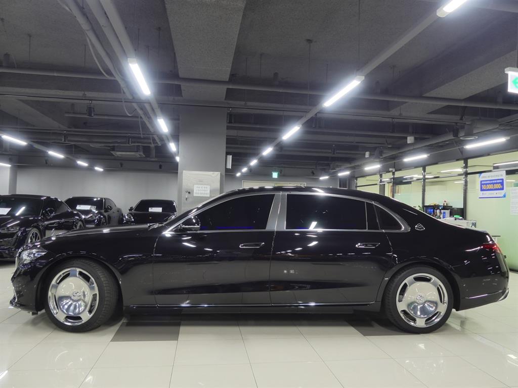 벤츠 S클래스-W223 마이바흐 S580 4MATIC 사진 2
