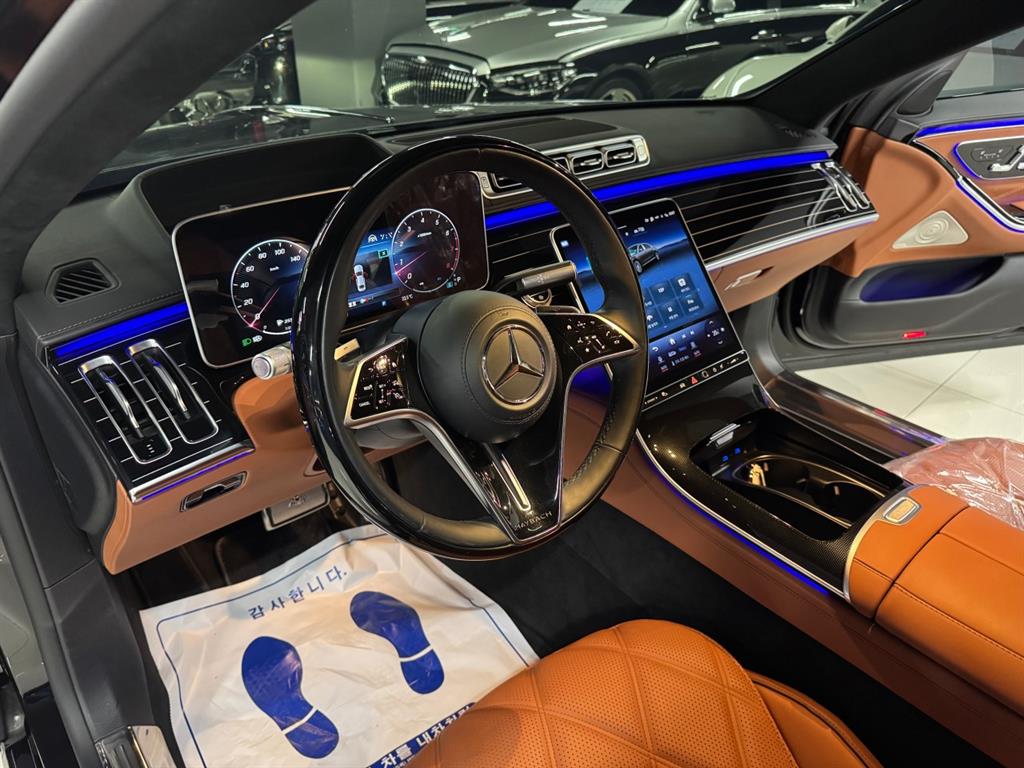 벤츠 S클래스-W223 마이바흐 S580 4MATIC 사진 4