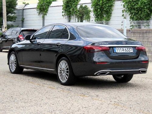 벤츠 E-클래스 W213 E220d 4MATIC 익스클루시브 사진 3