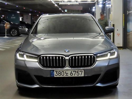 BMW 5시리즈 (G30) 520i M 스포츠 사진 2