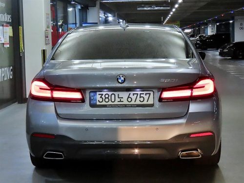 BMW 5시리즈 (G30) 520i M 스포츠 사진 5