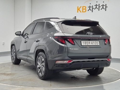 Hyundai Tucson (NX4) Diesel 2.0 2WD Premium photo 2