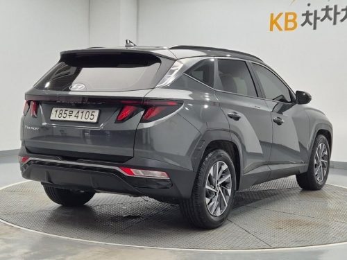 Hyundai Tucson (NX4) Diesel 2.0 2WD Premium photo 3