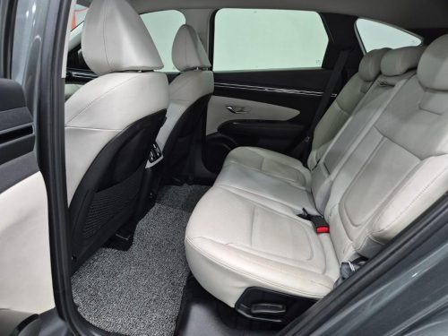Hyundai Tucson (NX4) Diesel 2.0 2WD Premium photo 12