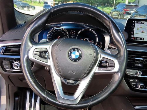 BMW 5시리즈 (G30) 520d M 스포츠 플러스 사진 8