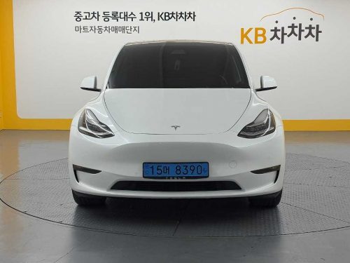 테슬라 모델 Y 롱 레인지 사진 2