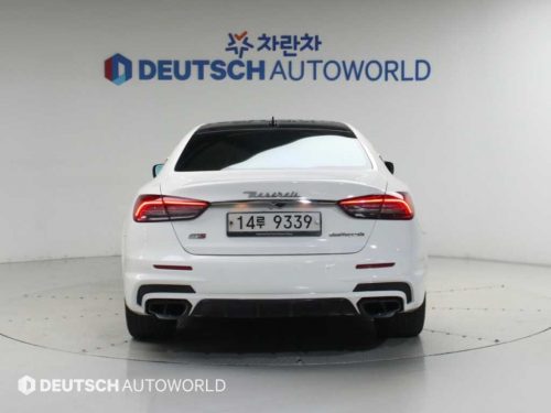 마세라티 콰트로포르테 GTS 3.8 V8 사진 4