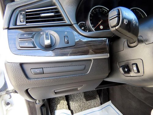 BMW 5시리즈 (F10) 528i 럭셔리 플러스 사진 13