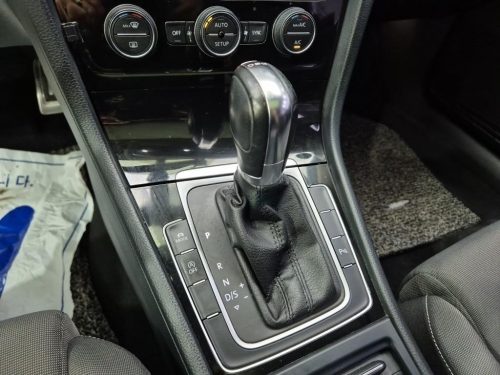 폭스바겐 골프 7세대 2.0 TDI 사진 8