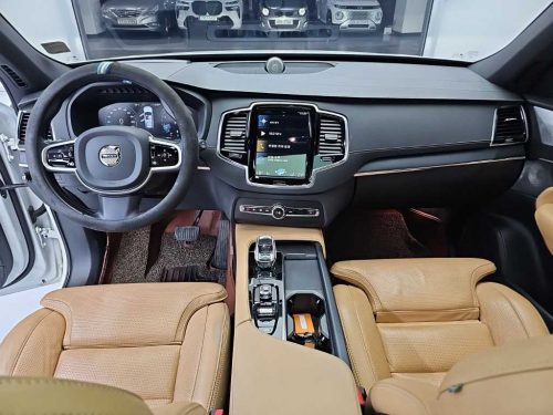 볼보 XC90 2세대 2.0 B6 AWD 사진 7