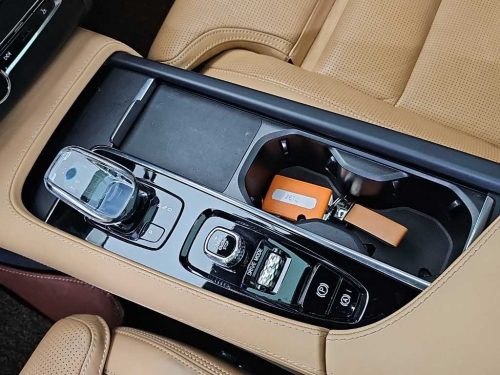 볼보 XC90 2세대 2.0 B6 AWD 사진 8