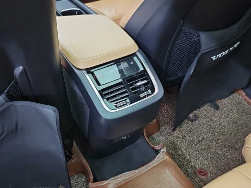 볼보 XC90 2세대 2.0 B6 AWD 사진 13