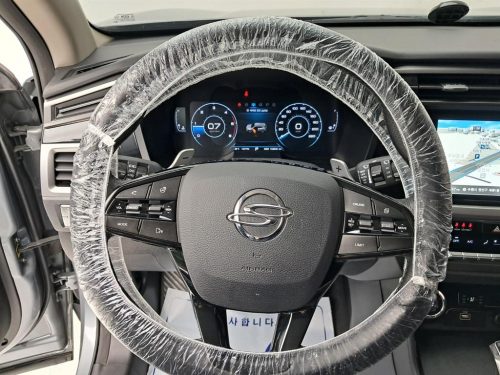 KG모빌리티(쌍용) 뷰티풀코란도 2WD 가솔린 1.5 C3 플러스 사진 모두보기