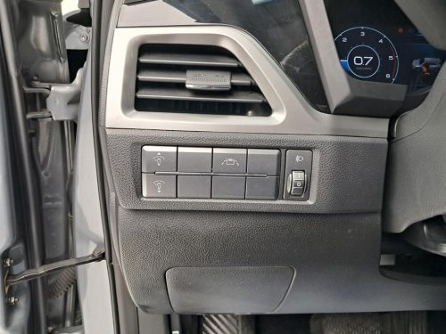 KG모빌리티(쌍용) 뷰티풀코란도 2WD 가솔린 1.5 C3 플러스 사진 13