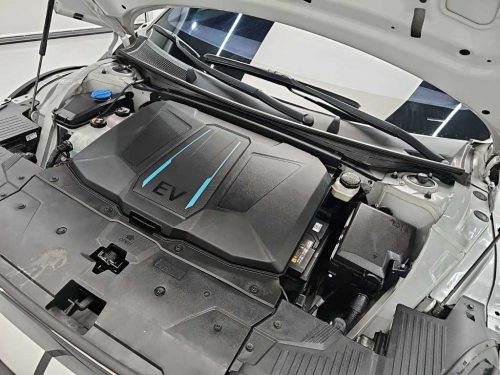 Hyundai Ioniq 5 Long Range Commercial Long Range Package photo 5
