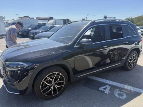 벤츠 EQB (X243) EQB 300 4MATIC AMG 라인 사진 3