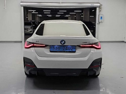 BMW i4 eDrive 40 사진 3