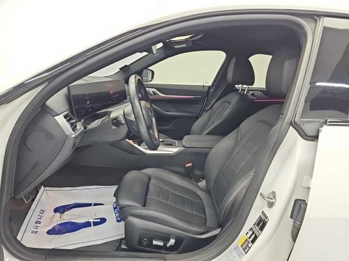 BMW i4 eDrive 40 사진 11
