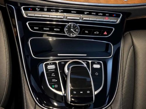 벤츠 E-클래스 W213 E300 4MATIC 아방가르드 사진 5