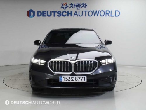 BMW 5시리즈 (G60) 520i 사진 3