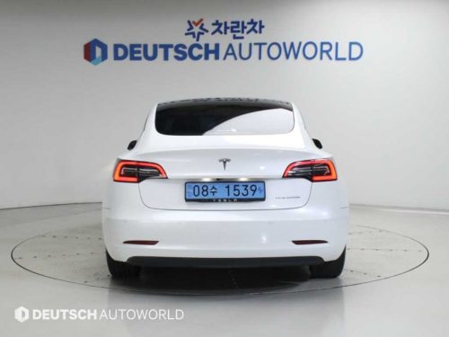 테슬라 모델 3 롱 레인지 사진 4