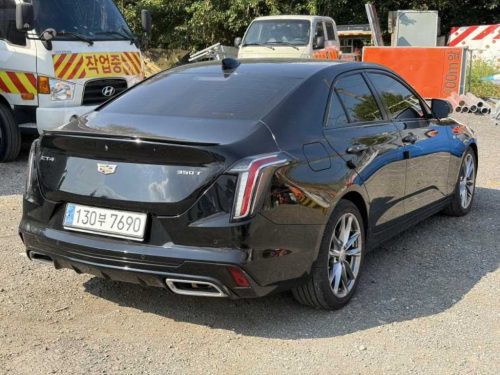 캐딜락 CT4 2.0 스포츠 사진 모두보기