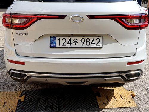 르노코리아(삼성) 더뉴QM6 2.0 LPe LE 2WD 사진 17