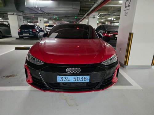 아우디 e-트론 GT GT 콰트로 프리미엄