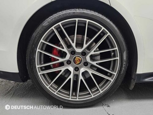 포르쉐 파나메라(971) 4.0 GTS 사진 5