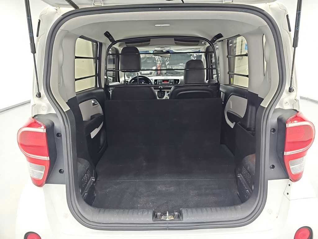 Vehiclephoto 16